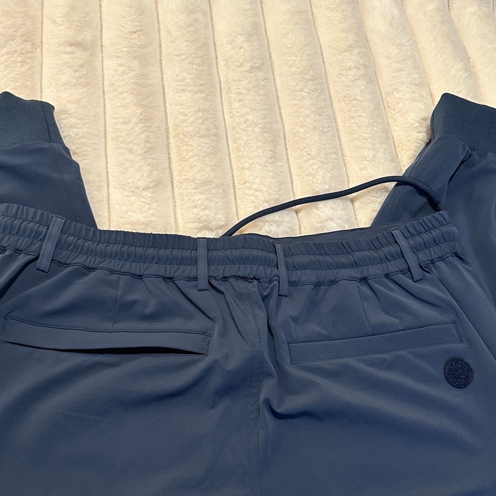 Men's Navy Jogger Pants - Picture 3 of 5